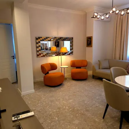 Designer New High End 2br شقة