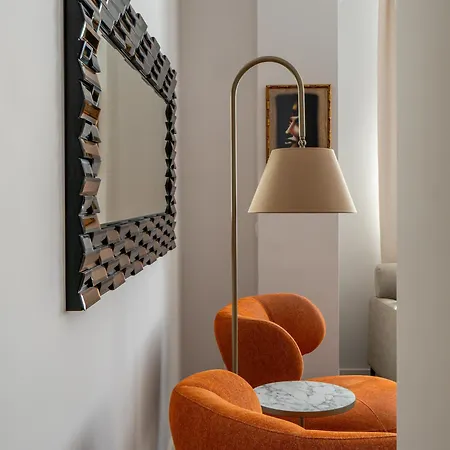 Designer New High End 2br